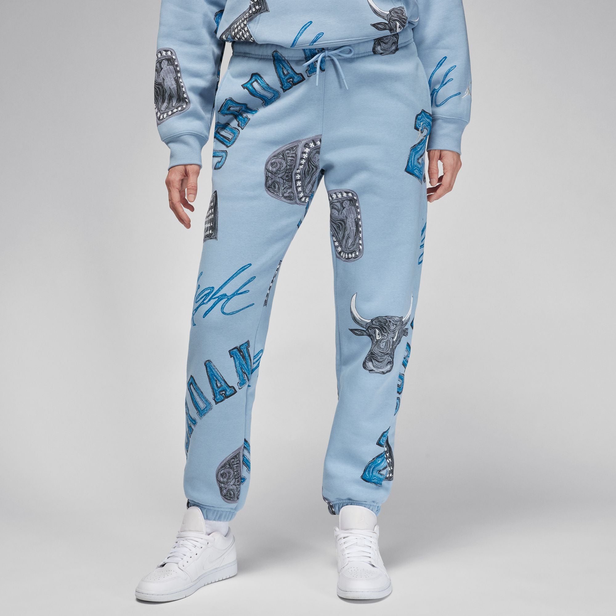 Baby blue jordan sweatpants online