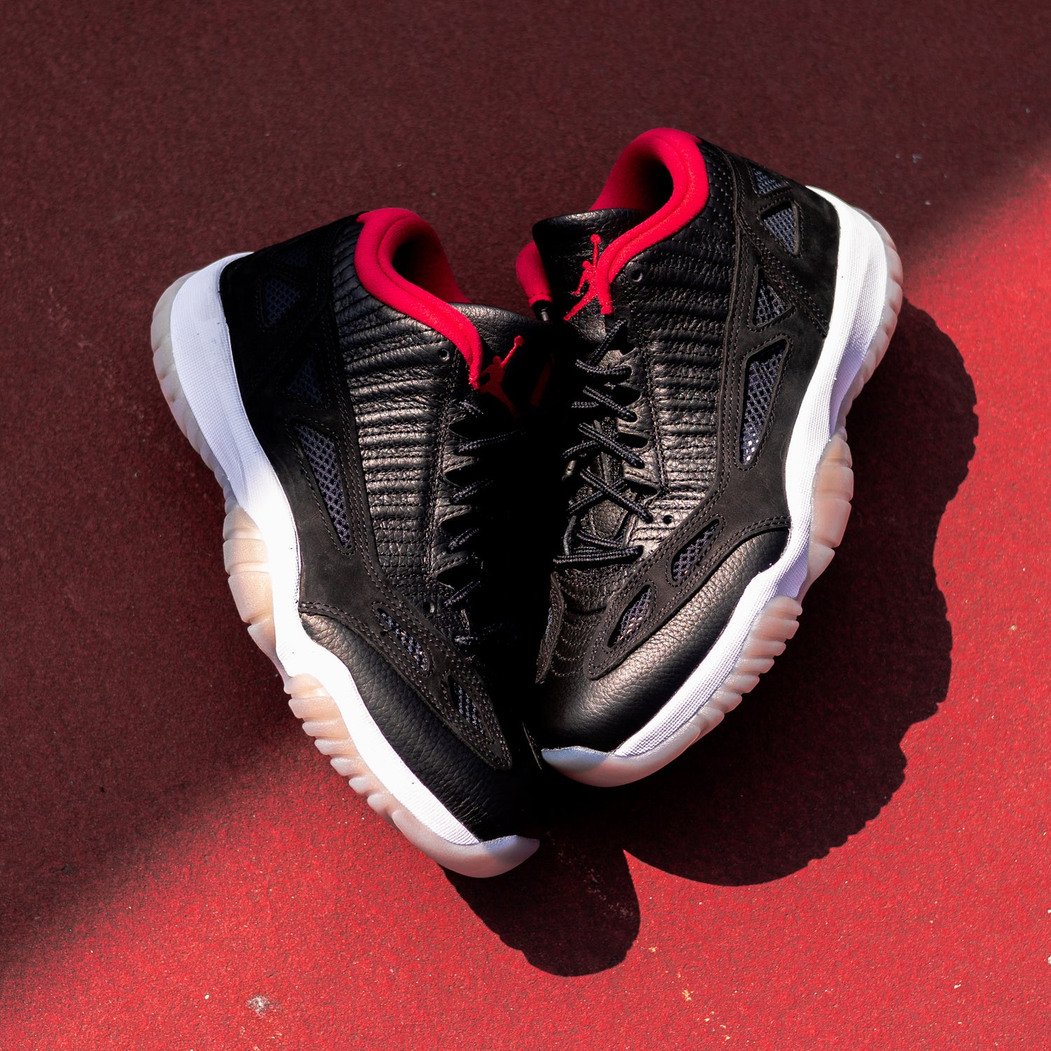 Air Jordan 11 Low IE 'Bred'