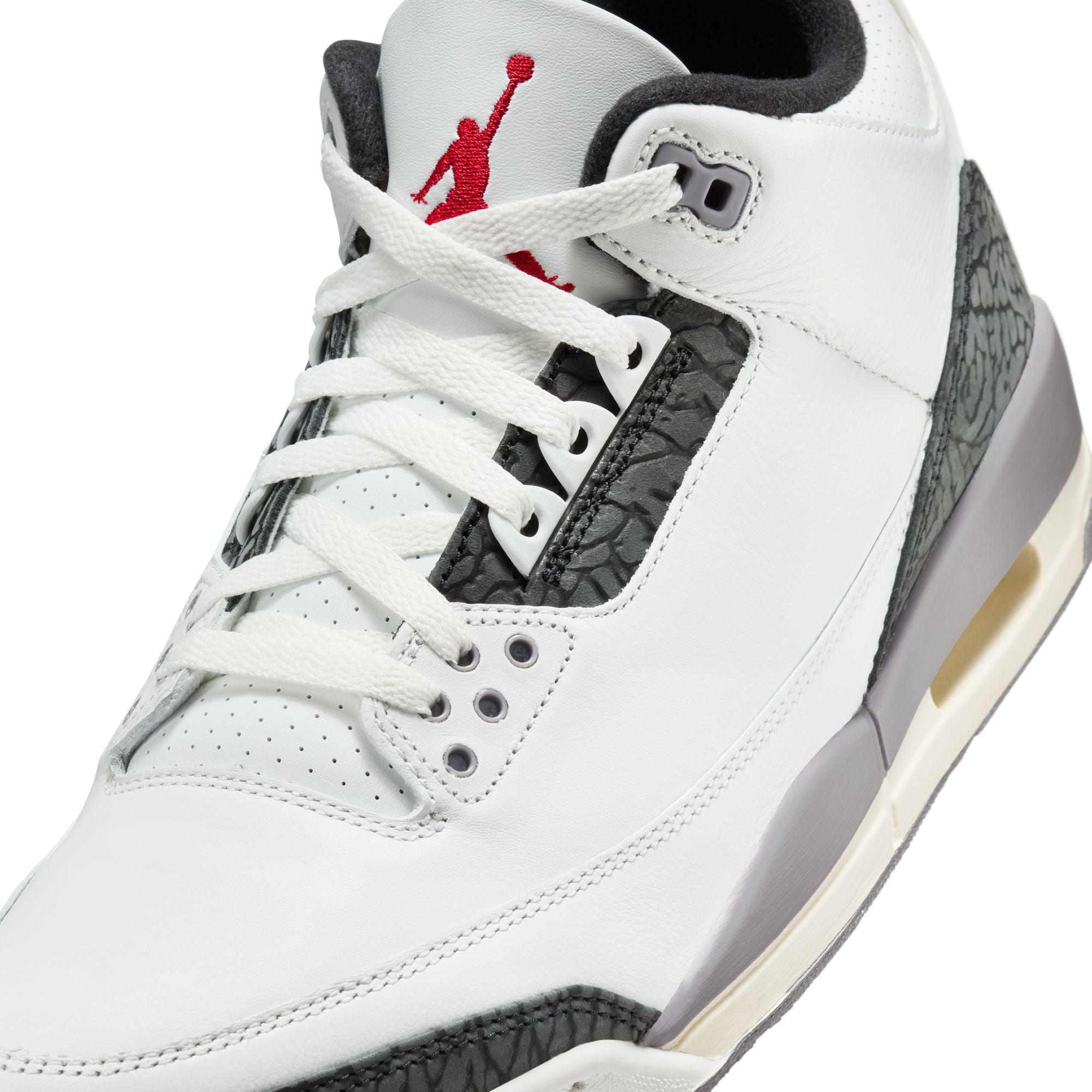 Air Jordan 3 Retro "Cement Grey"