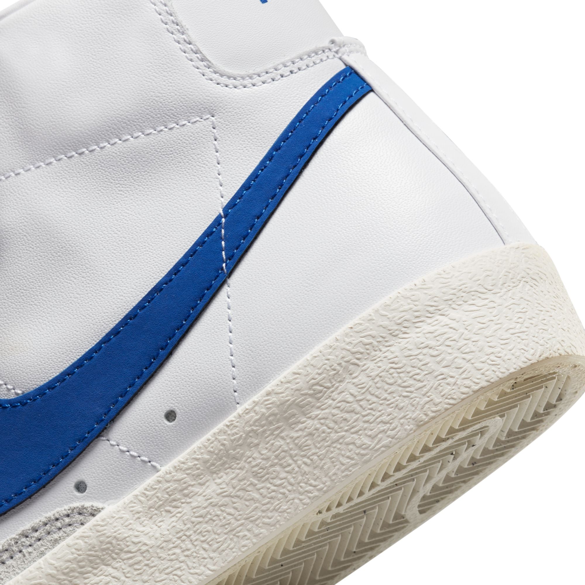 Womens Nike Blazer Mid '77 'White/Game Royal'