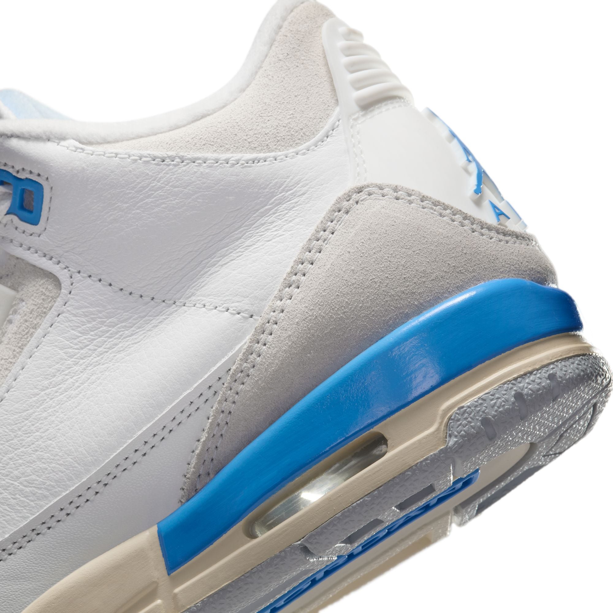 Youth Air Jordan 3 Retro ‘Lucky Shorts'