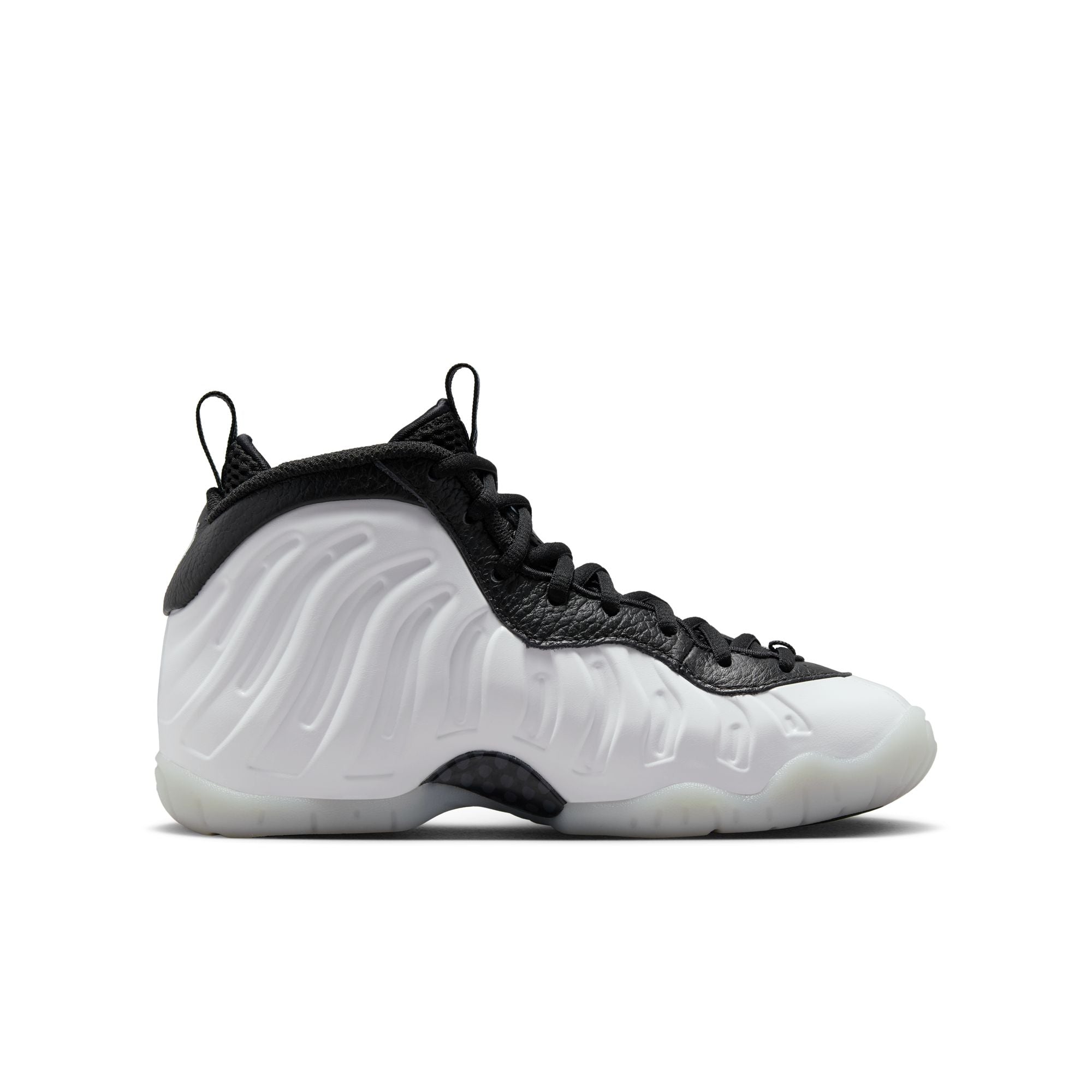 Nike foamposite little posite size popular 5.5y