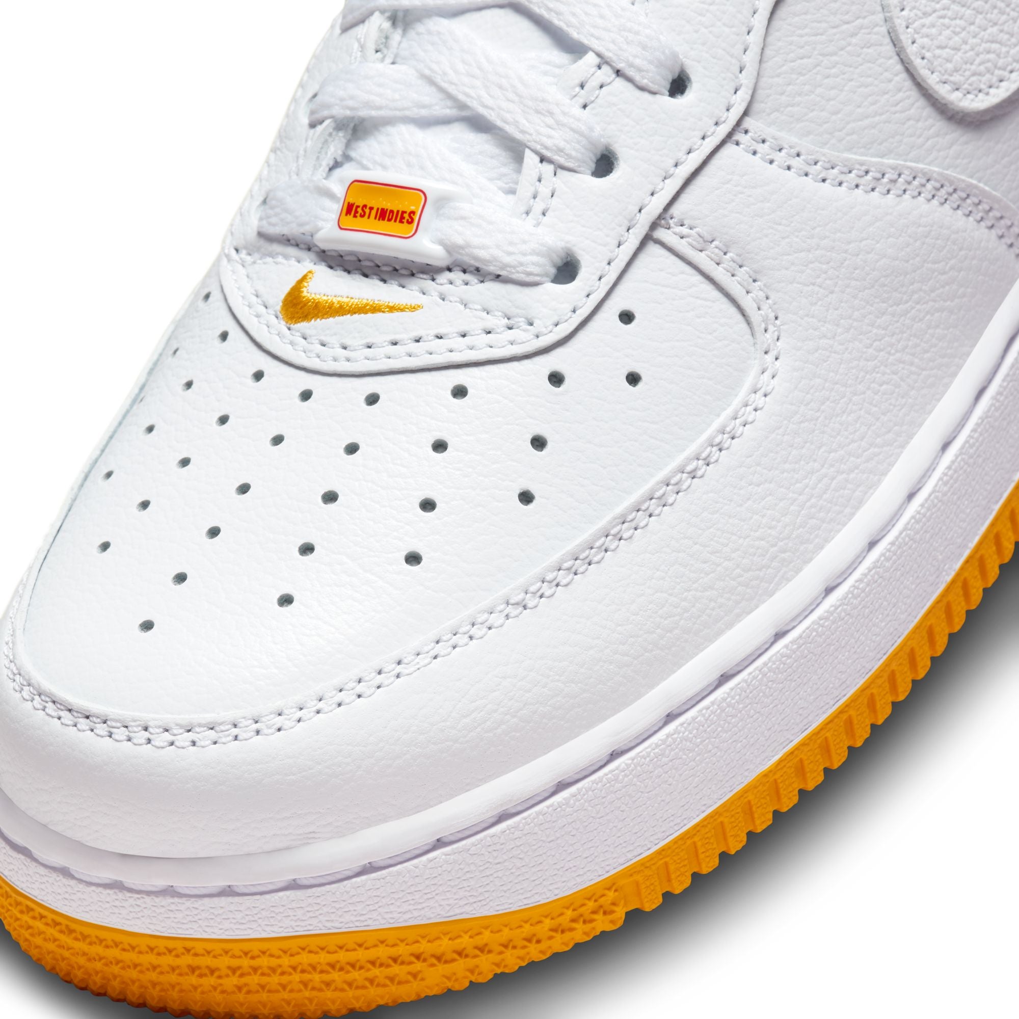 Air force 1 low retro retailer qs