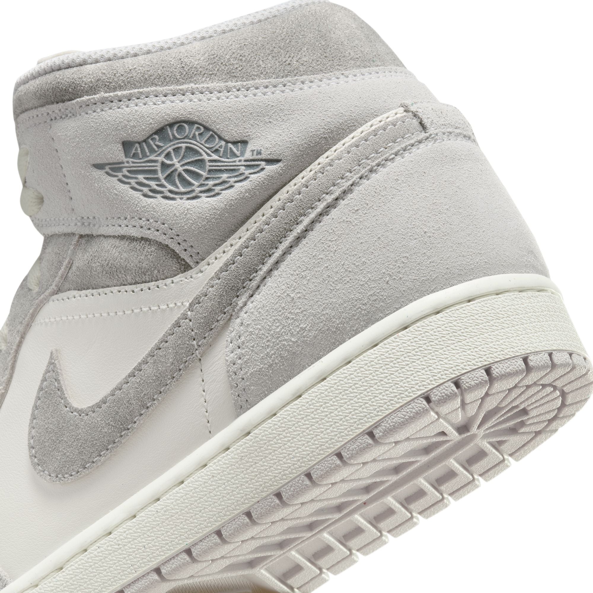 Air Jordan 1 Mid SE 'Neutral Gray/Sail'