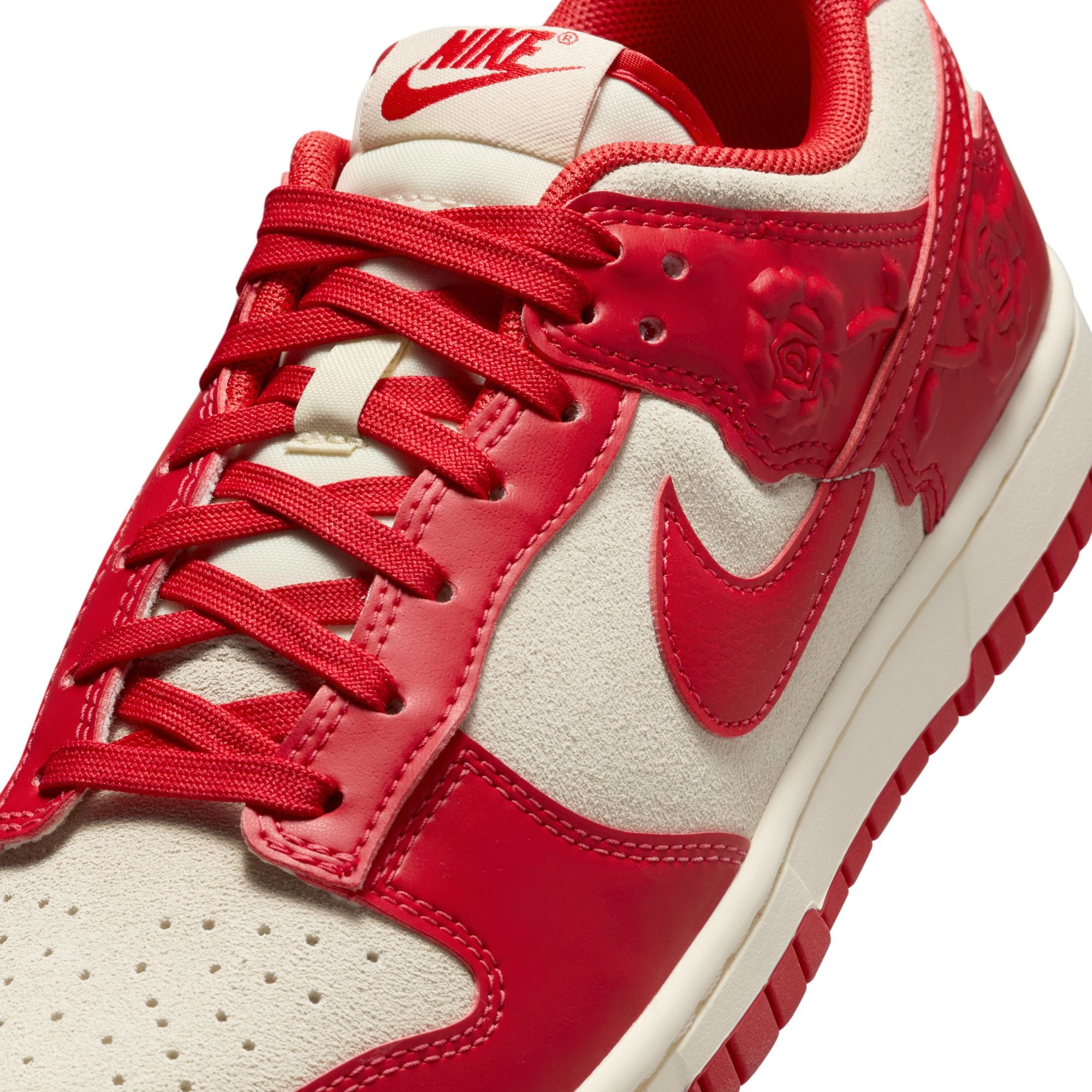 Womens Nike Dunk Low 'Red Roses'